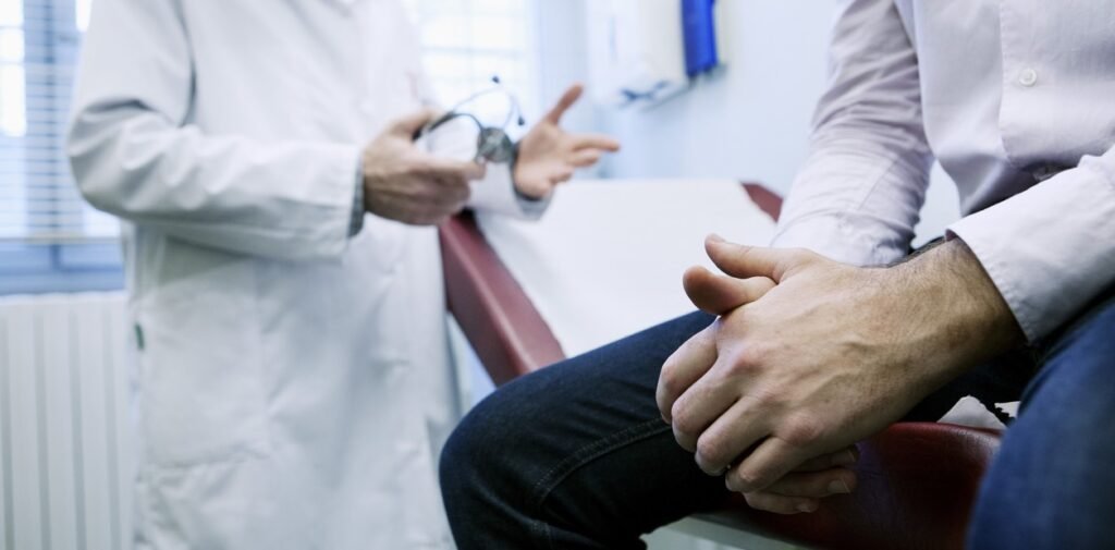 Cáncer de próstata: el error que hace que los varones lleguen tarde al diagnóstico y cómo evitarlo