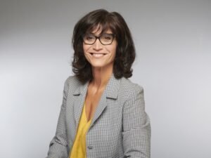 “Debemos pensar qué queremos hacer muchos años antes de jubilarnos”, aconseja una psicóloga experta en reinvenciones laborales