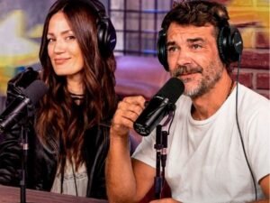 Pedro Alfonso y Paula Chaves y una vida en pantalla, de enamorarse en televisión a conducir en el streaming: cómo es la dupla que hacen en Olga
