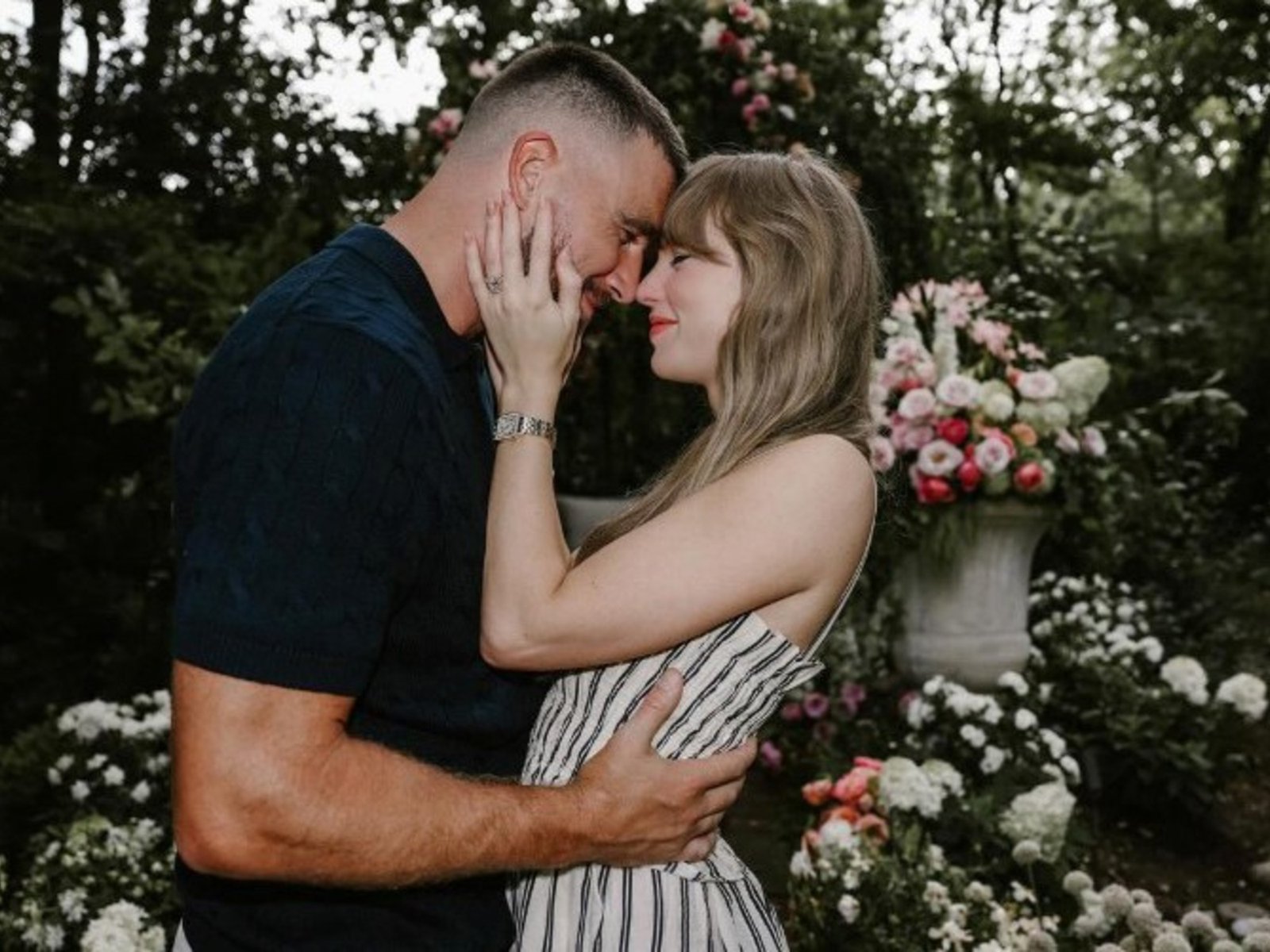 Taylor Swift y Travis Kelce: por qué una boda que sigue siendo un rumor ya paralizó Nueva York