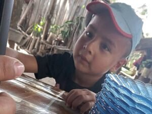 “Demasiada similitud”: vieron por tv en Paraguay a un nene muy parecido a Loan Peña y ahora intentan localizarlo