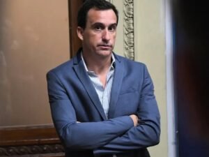 Javier Lanari, el ex número dos de Manuel Adorni, fue designado como director del Banco Nación