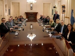 Los dos encuentros clave entre Milei y Georgieva: de la cita en el despacho presidencial a una reunión de gabinete ampliado