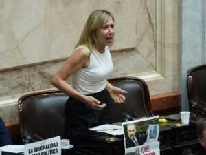 Miriam Bregman gana centralidad: crece en las encuestas y en el PRO y el PJ siguen una eventual candidatura en la Ciudad