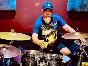 Murió Claudio “Pato” Strunz, histórico baterista de Hermética y Malón, y referente del heavy metal argentino