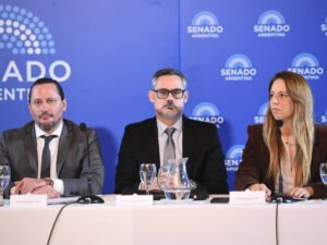 El Gobierno saca del freezer los pliegos de dos candidatos vinculados a Chiqui Tapia y a otro de origen K