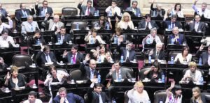 El gobierno logró aferrar a sus aliados pero el precio de esas adhesiones es cada vez más alto
