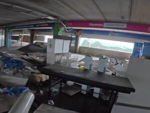 Jeringas, vacunas sin aplicar y hasta residuos patológicos: un influencer mostró un vacunatorio abandonado y la Provincia salió a dar explicaciones