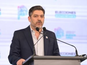 La mano derecha de Kicillof le pidió a una IA que diagnostique a Javier Milei y contó qué le respondió: “Delirio persecutorio”