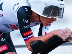 Tadej Pogacar, ciclista en La Vuelta a España, 27 años: “Viajo tanto que lo que más valoro es poder pasar la mañana barriendo mi casa, limpiar el coche e ir al supermercado con mi pareja”