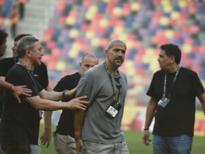 Del espaldazo en Arroyito a las piñas en Santiago: el paso a paso de la discordia entre Estudiantes y Rosario Central
