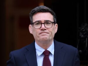 El primer ministro británico advirtió que su Gobierno será “implacable” en la defensa de la soberanía de las Islas Malvinas
