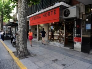 La heroica resistencia de los libreros para sortear la censura de la Dictadura