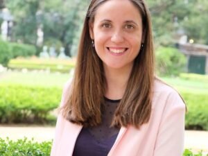 Mireia Muñoz, terapeuta de parejas: “Cuando uno se plantea dejar una relación, siempre tendrá dudas y miedo a hacer daño, pero posponerlo no solucionará la situación”
