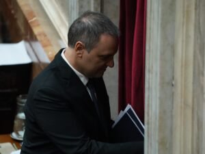 Sugestivo silencio en las redes libertarias tras la descargo judicial de Adorni sobre su patrimonio