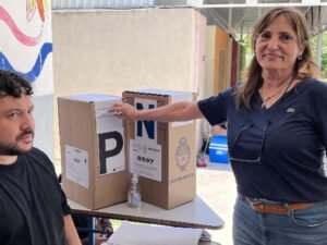 Una dirigente de confianza de Lule Menem y jefa de los legisladores libertarios de La Rioja reemplaza a Juan Carlos Pagotto en el Senado