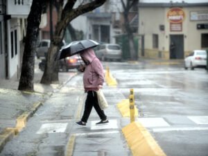 Vuelven las amenazas de tormenta a la Ciudad y el Gran Buenos Aires desde la madrugada del domingo: hay seis provincias en alerta