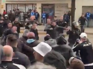 Feroz enfrentamiento entre la hinchada de All Boys y la policía: el motivo que desencadenó la violencia