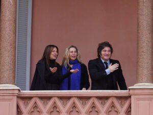 Javier Milei, EN VIVO: el Presidente sigue sin felicitar a Lula y viaja a Catamarca a inaugurar una planta de litio
