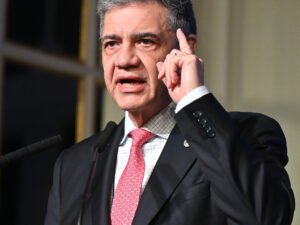 Jorge Macri evalúa no desdoblar la elección de la Ciudad en 2027 y votar en octubre