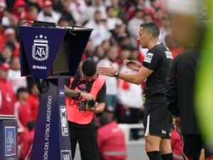 La lupa en los diez goles anulados a River: las intervenciones del VAR que hacen ruido en el Millonario antes del Superclásico contra Boca