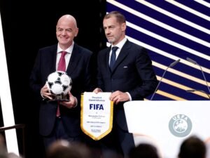 Las 42 preguntas que la UEFA le envió a la FIFA por el escándalo de Gianni Infantino: el plazo que le dio para darle sus respuestas