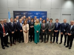 Milei sin estrategia, un manual de perdedores y el muleto que busca Cristina