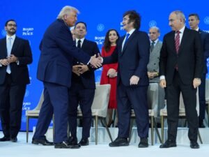Milei vuelve a viajar a Estados Unidos para hacer campaña por Trump, se reunirá con emprearios y estará en un acto en la Embajada argentina