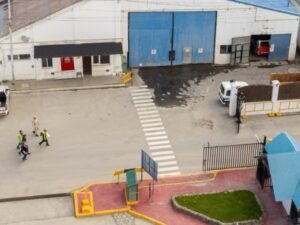 Operativo en el puerto de Ushuaia: la Justicia ordenó un allanamiento ante denuncias por ocultar residuos peligrosos