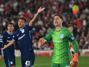 Racing recibió el golpe final a un pésimo año en el Monumental: las críticas para Diego Milito y el futuro de Saja están sobre la mesa